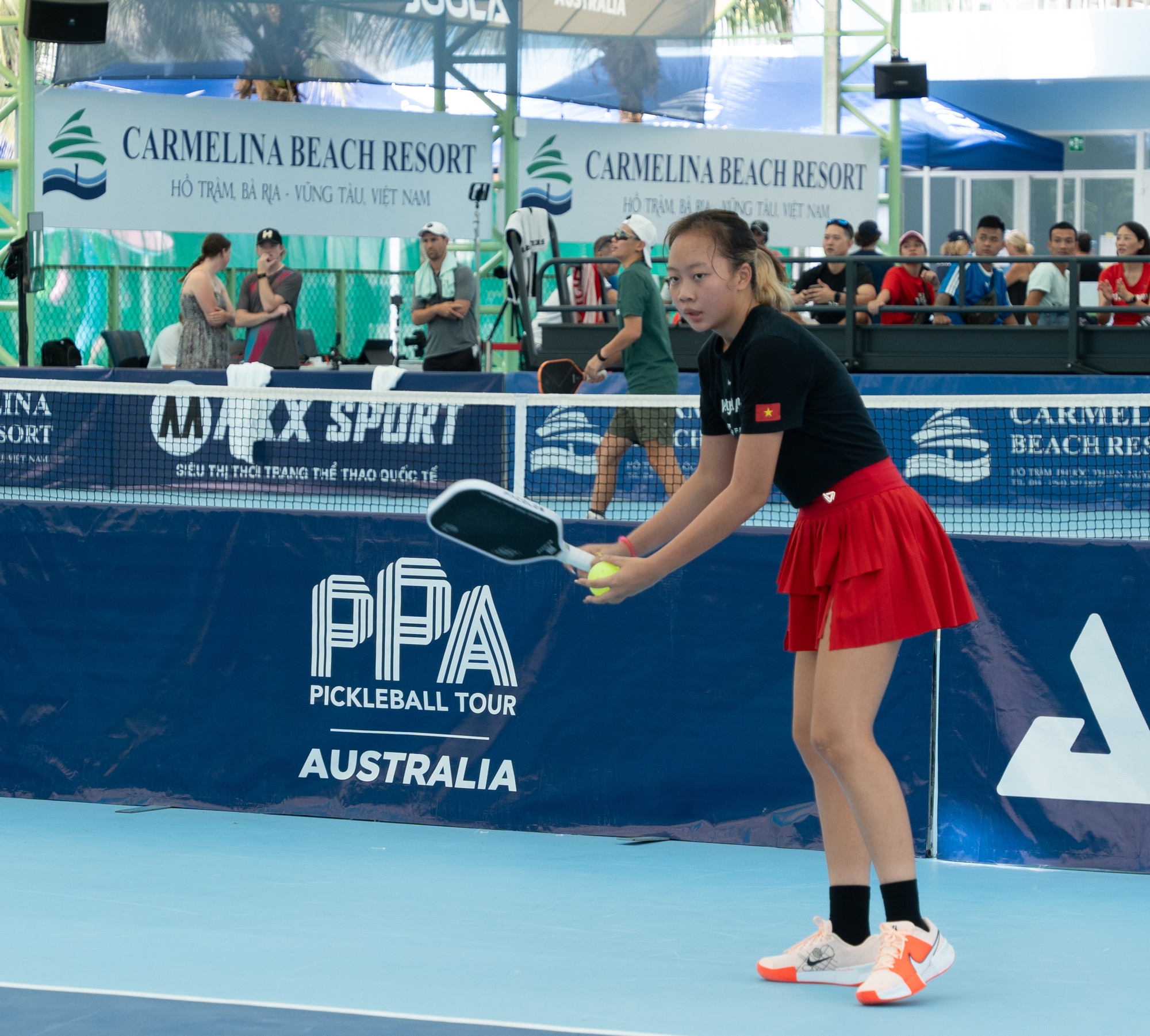 Giải pickleball tiền tỉ tại Việt Nam ngày 19/10: Sophia Phương Anh "lụm" thêm huy chương- Ảnh 2.